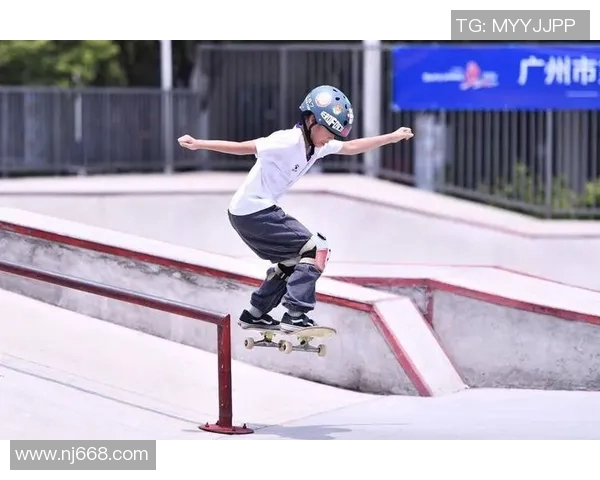 深入分析广州滑板队包夹战术的独特策略与实战应用